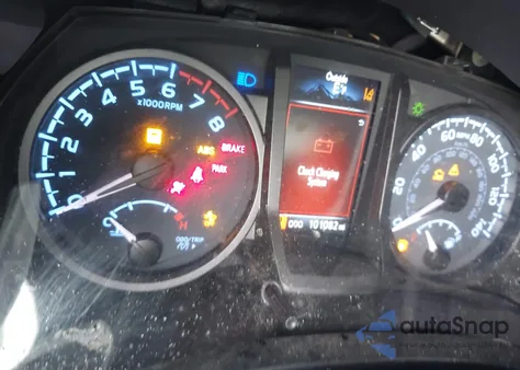 2022 Toyota Tacoma Trd Sport z USA, uszkodzony, nr VIN 3TMBZ5DN8NM033799